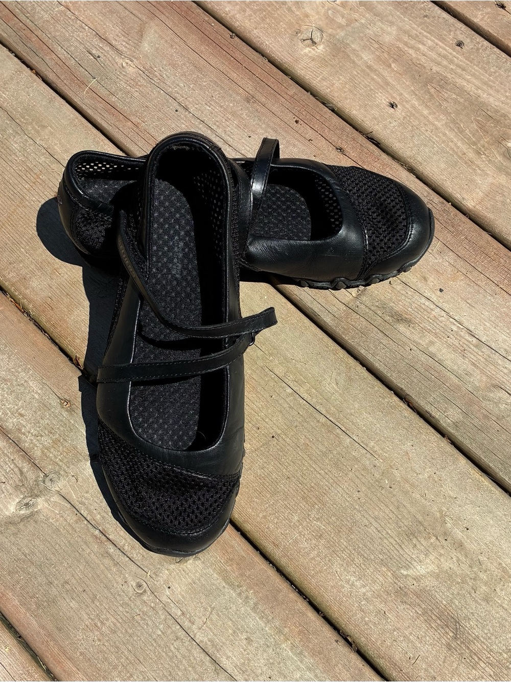 Skechers Black Mary Jane Slip-On Sneakers With Velcro Closure
